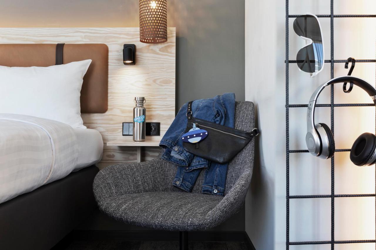Moxy Darmstadt Buitenkant foto