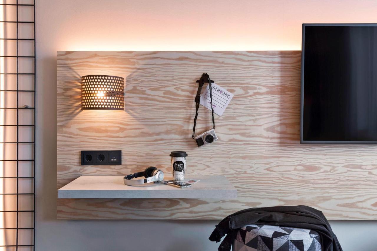 Moxy Darmstadt Buitenkant foto