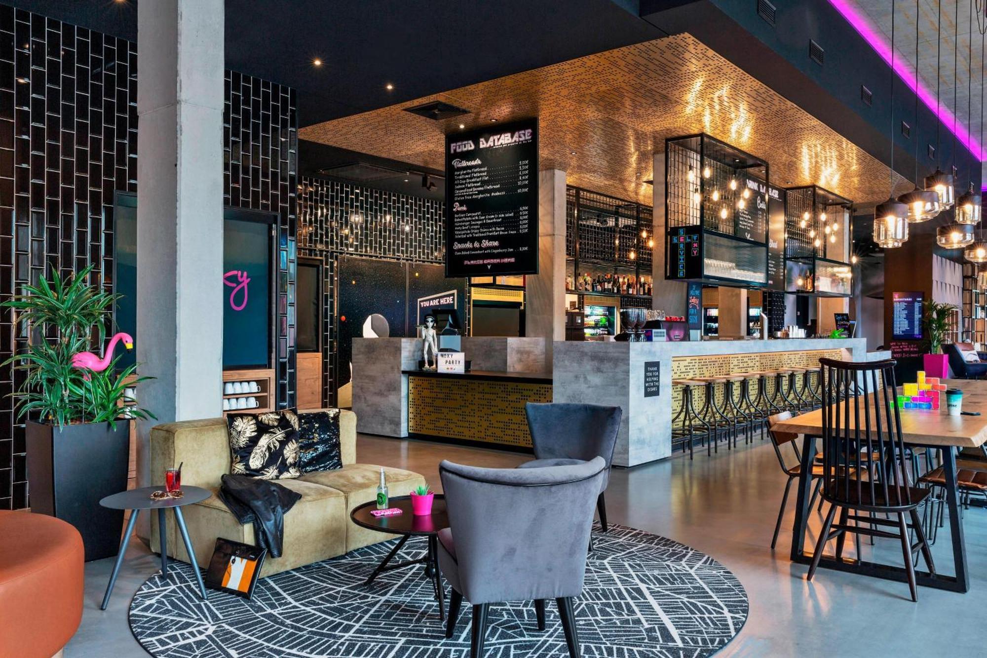 Moxy Darmstadt Buitenkant foto