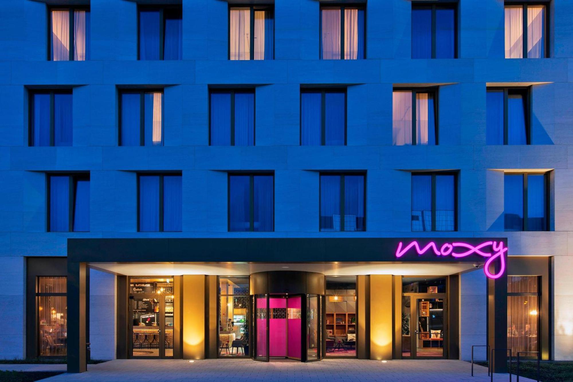 Moxy Darmstadt Buitenkant foto